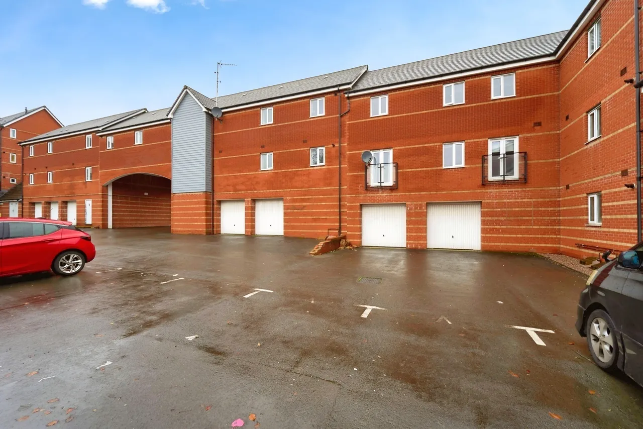 Merton Way, Walsall, West Midlands, WS2, photo 9