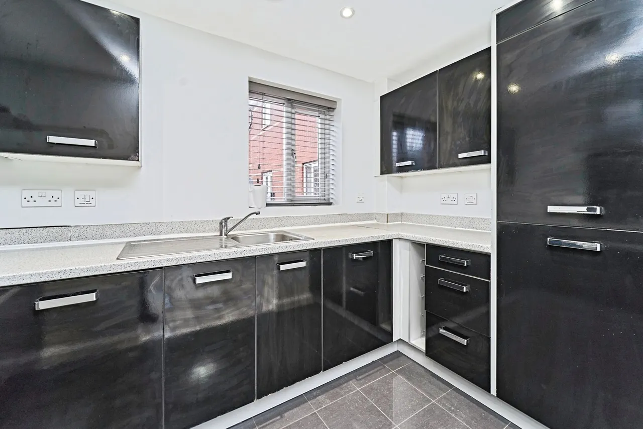 Merton Way, Walsall, West Midlands, WS2, photo 7