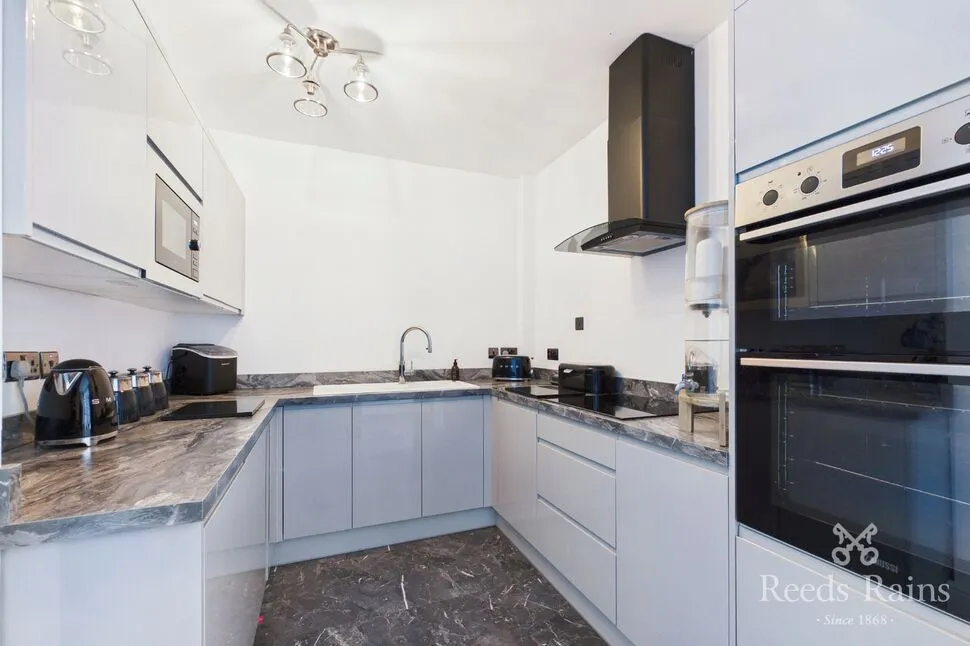 Hull Road, York, North Yorkshire, YO10, photo 4