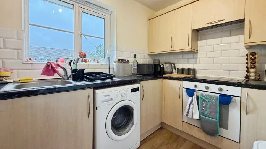 London Road, Newbury, RG14, photo 5