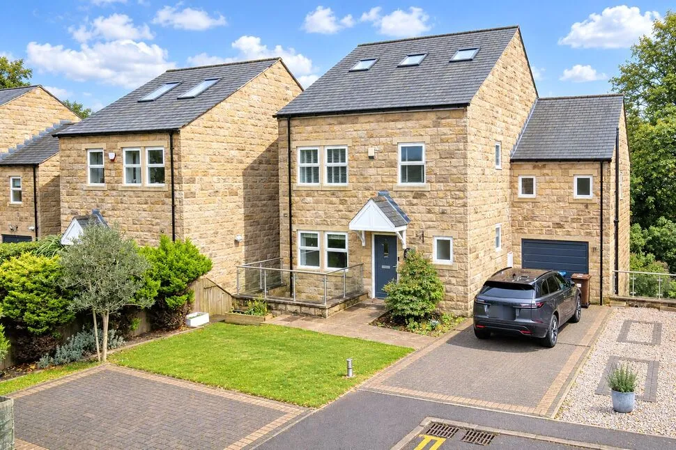 5 bed house to rent, Chestnut Gardens, Baildon, BD17