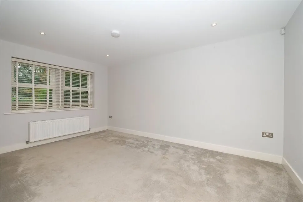 Chestnut Gardens, Baildon, BD17, photo 8