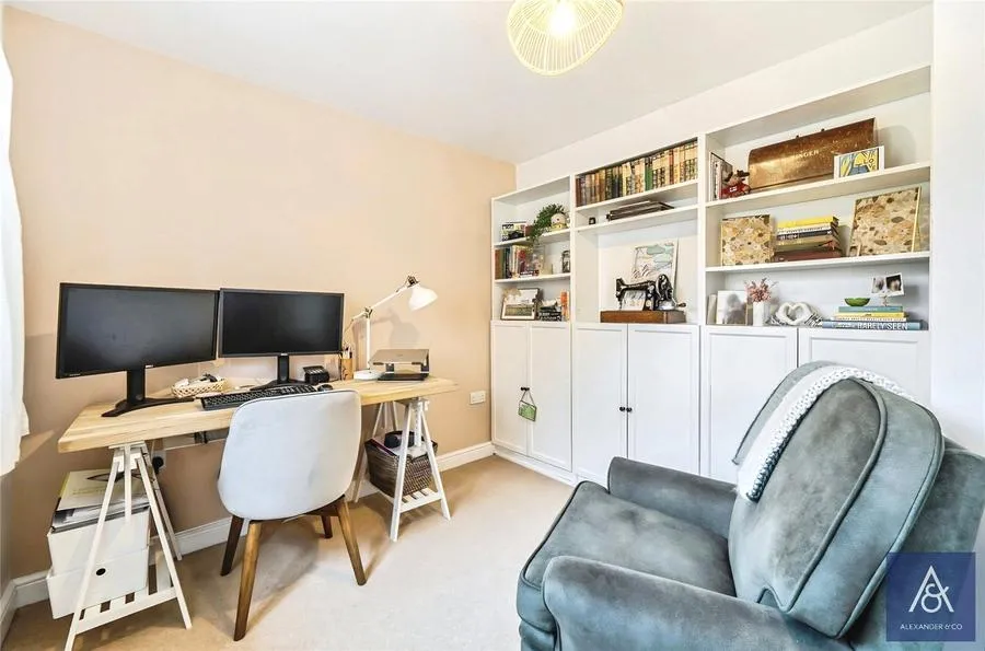 Broad Street, Syresham, NN13, photo 13