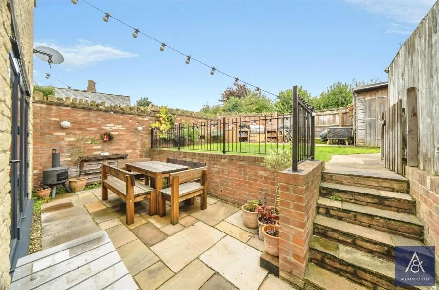 Broad Street, Syresham, NN13, photo 17
