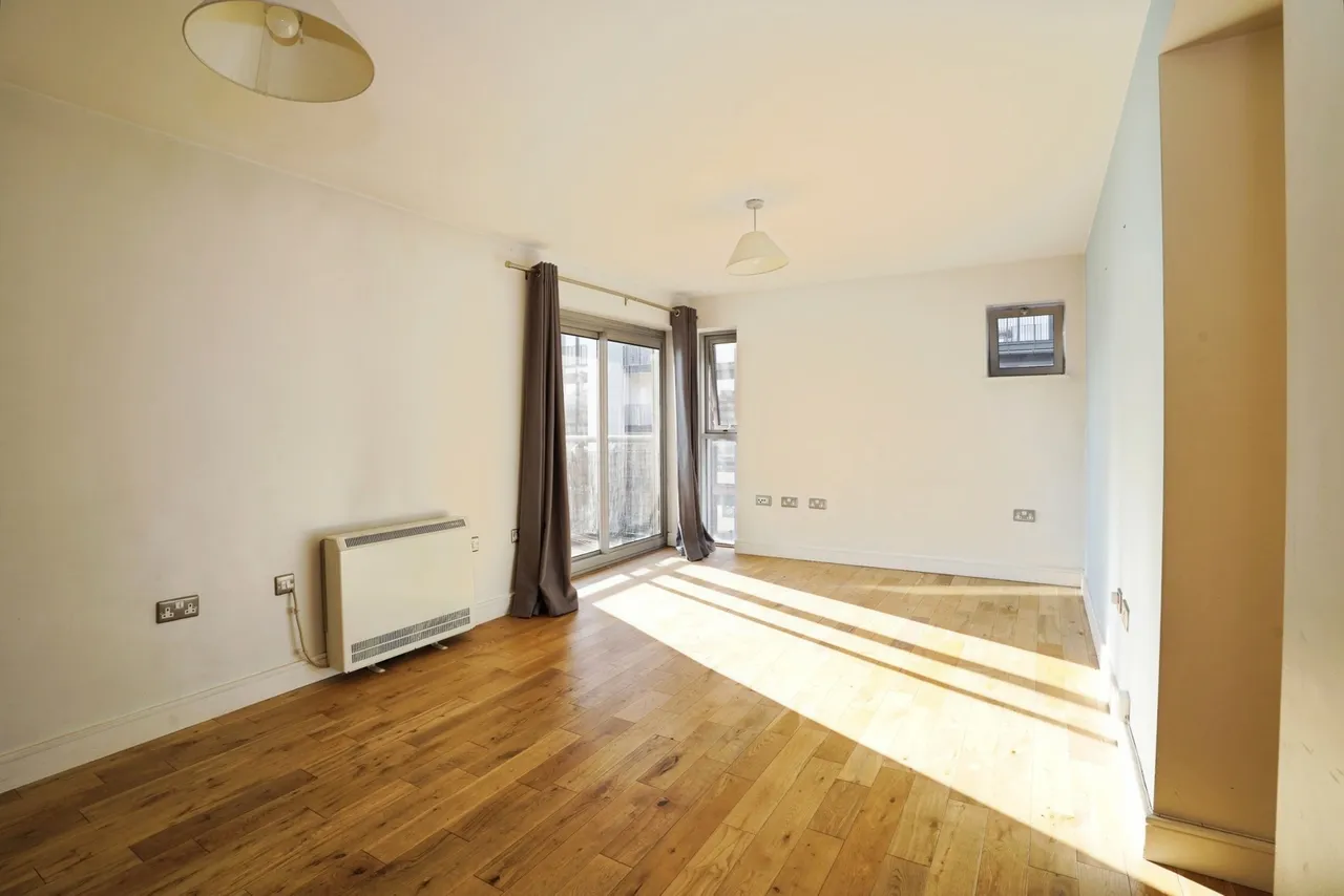Three Queens Lane, Bristol, BS1, photo 2