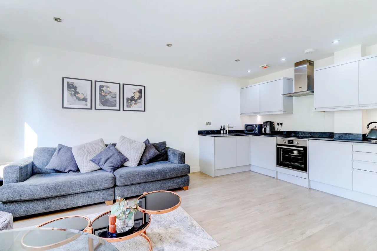 Bellfield Road, High Wycombe, HP13, photo 8