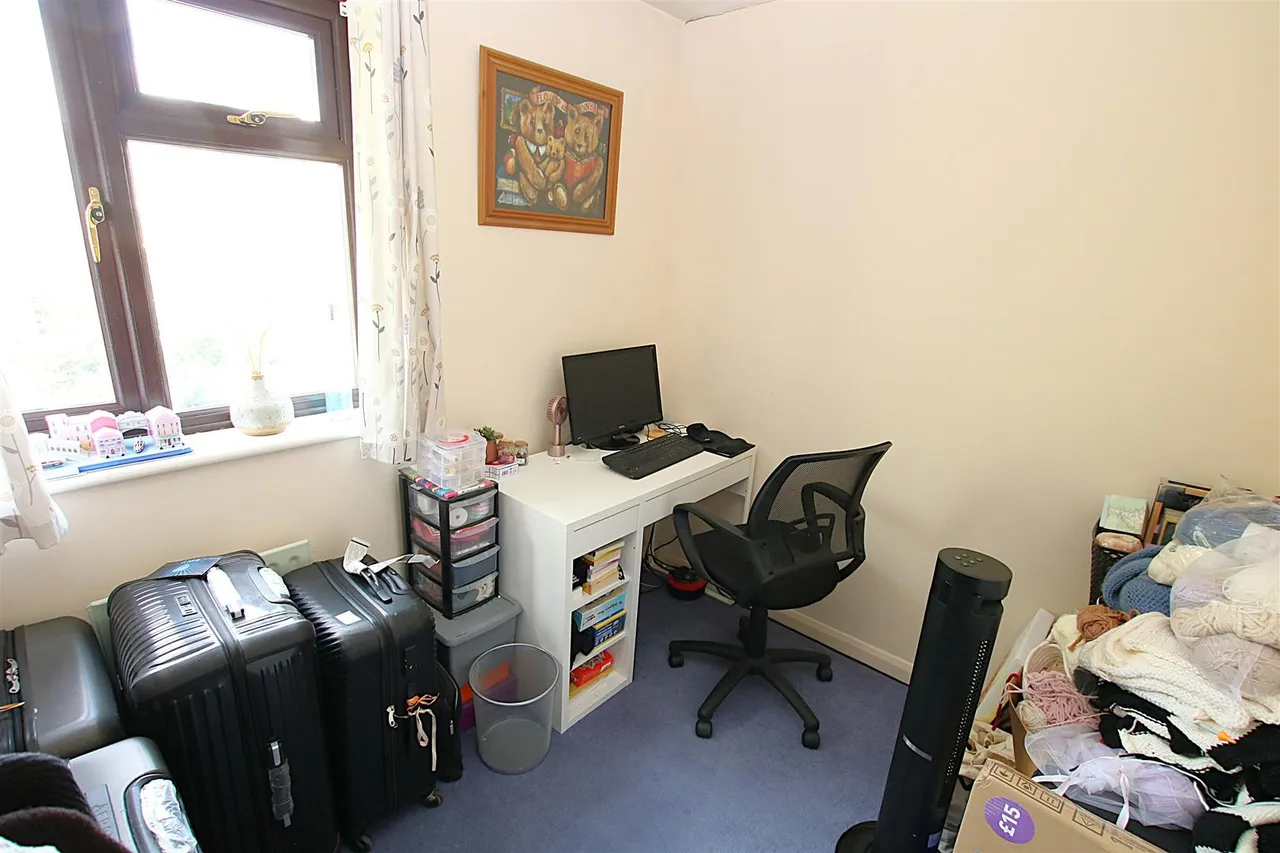 West Rising, East Hunsbury, photo 12