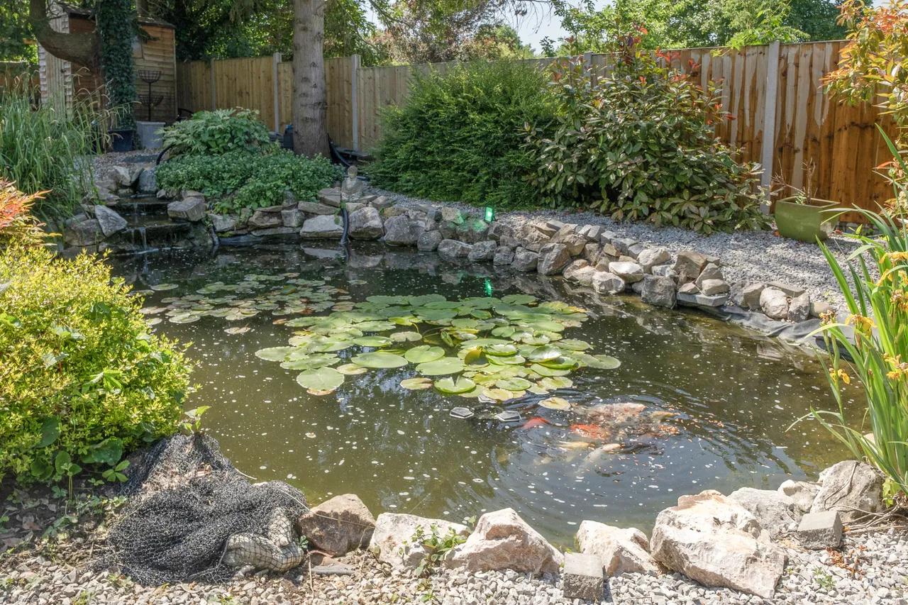 Ouseley Road, Wraysbury, TW19, photo 7