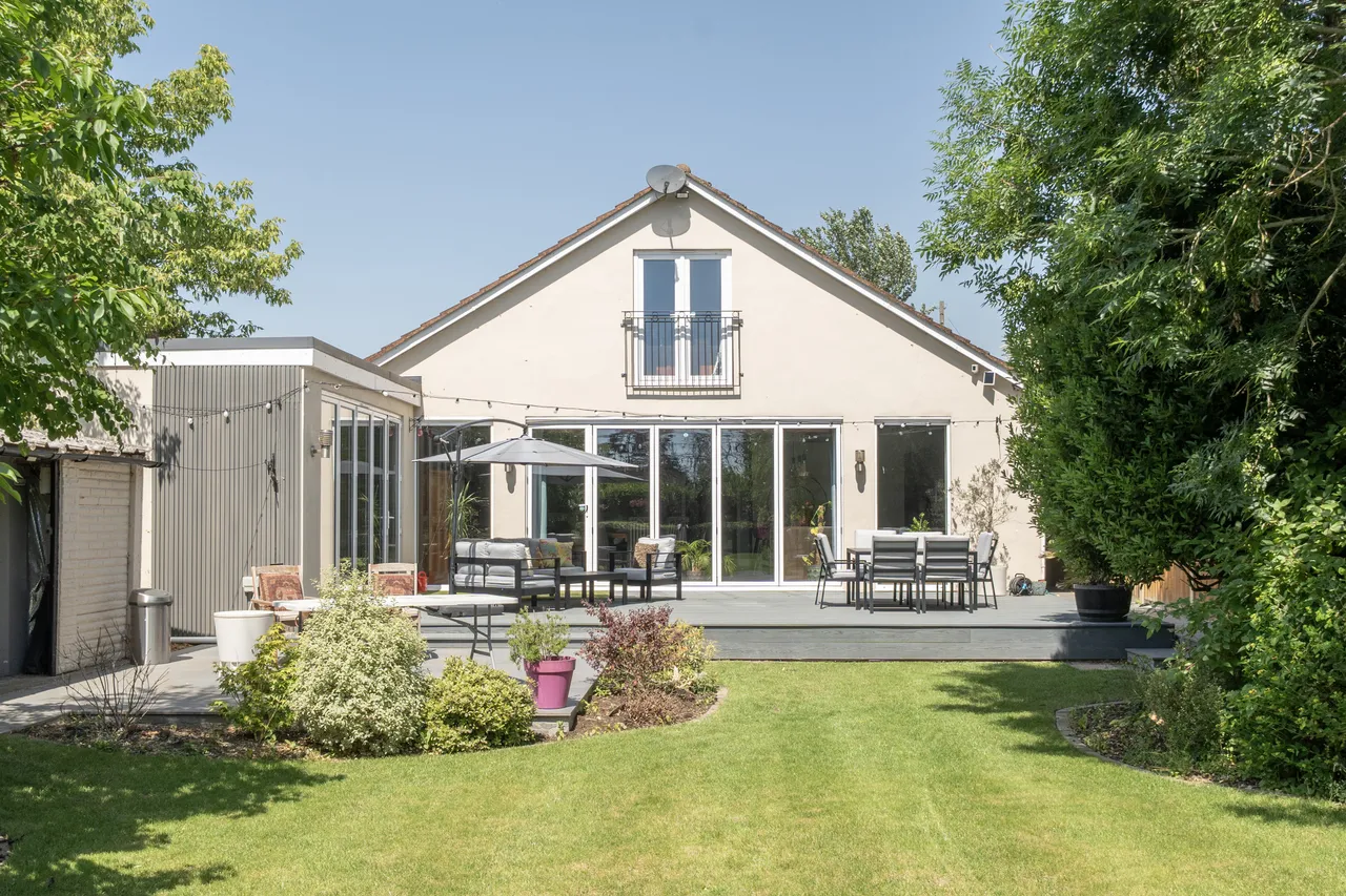 4 bed house for sale, Ouseley Road, Wraysbury, TW19