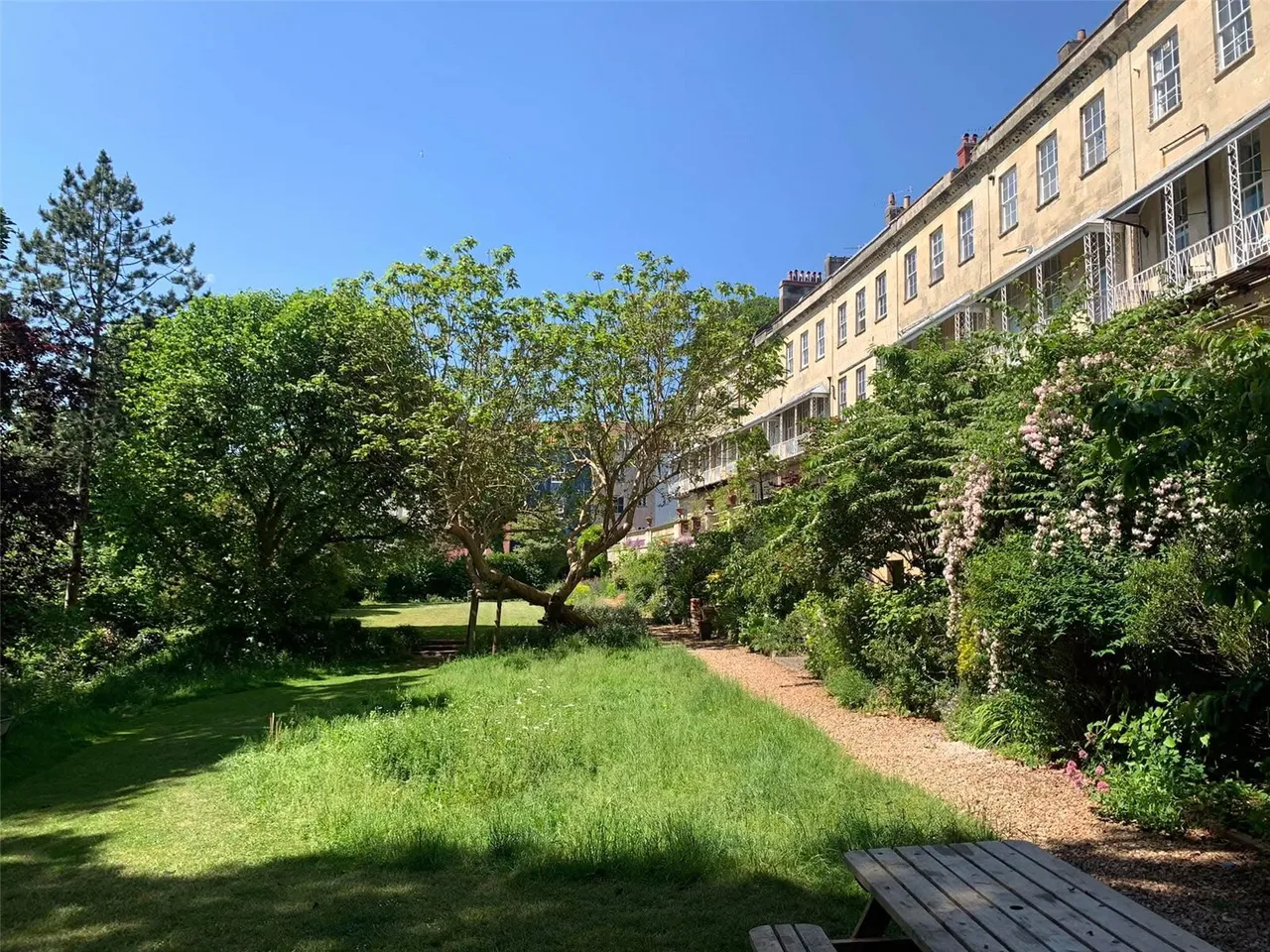 Cornwallis Crescent, Bristol, BS8, photo 12