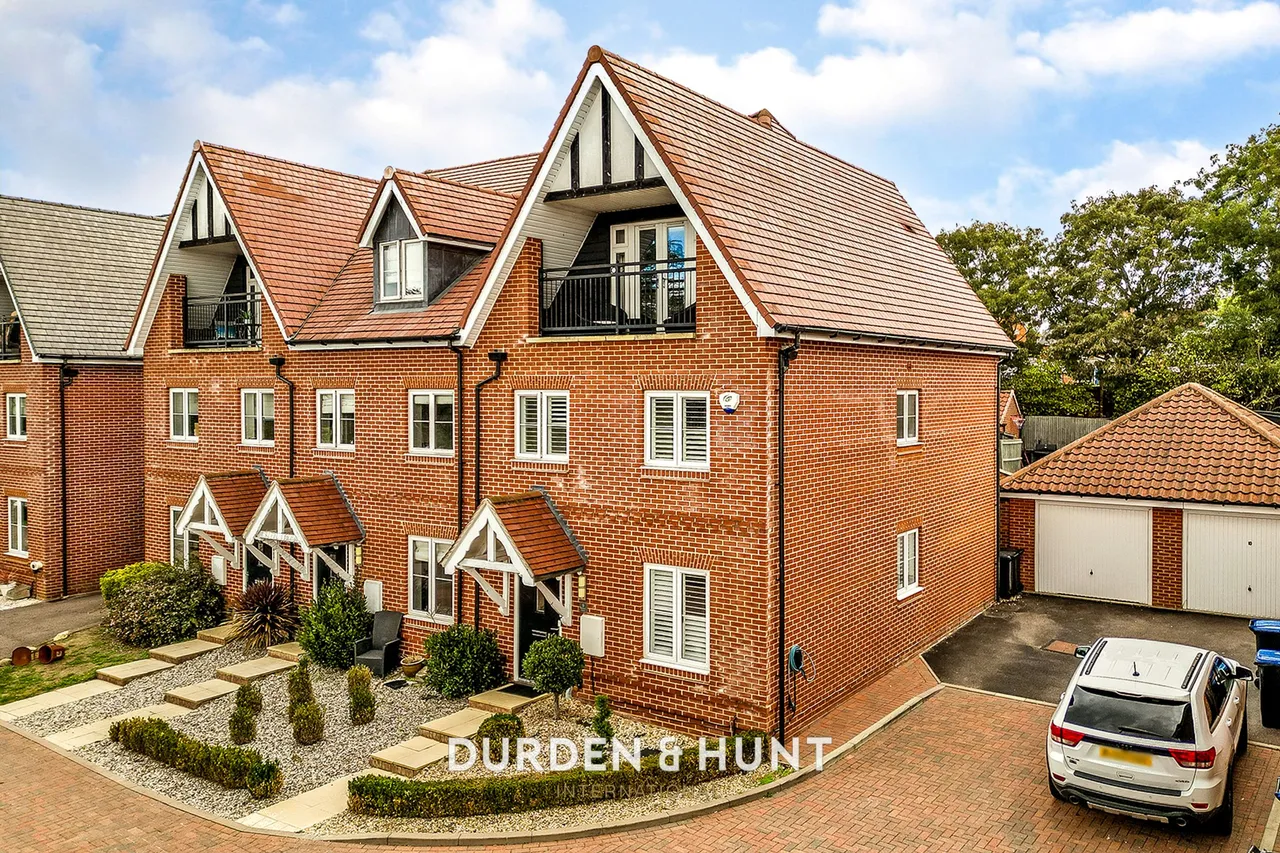 4 bed house for sale, High Street, Ongar, CM5