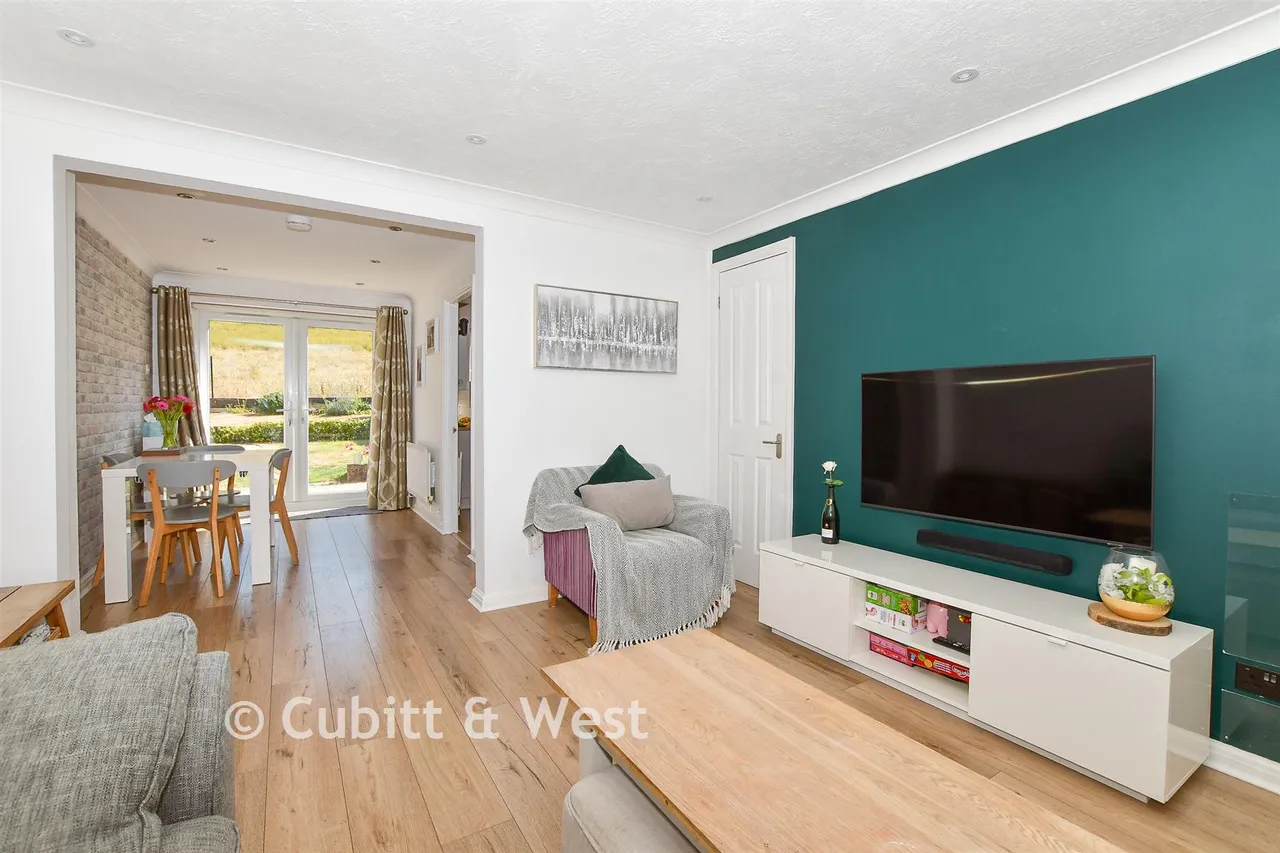 Longsdon Way, Caterham, CR3, photo 4