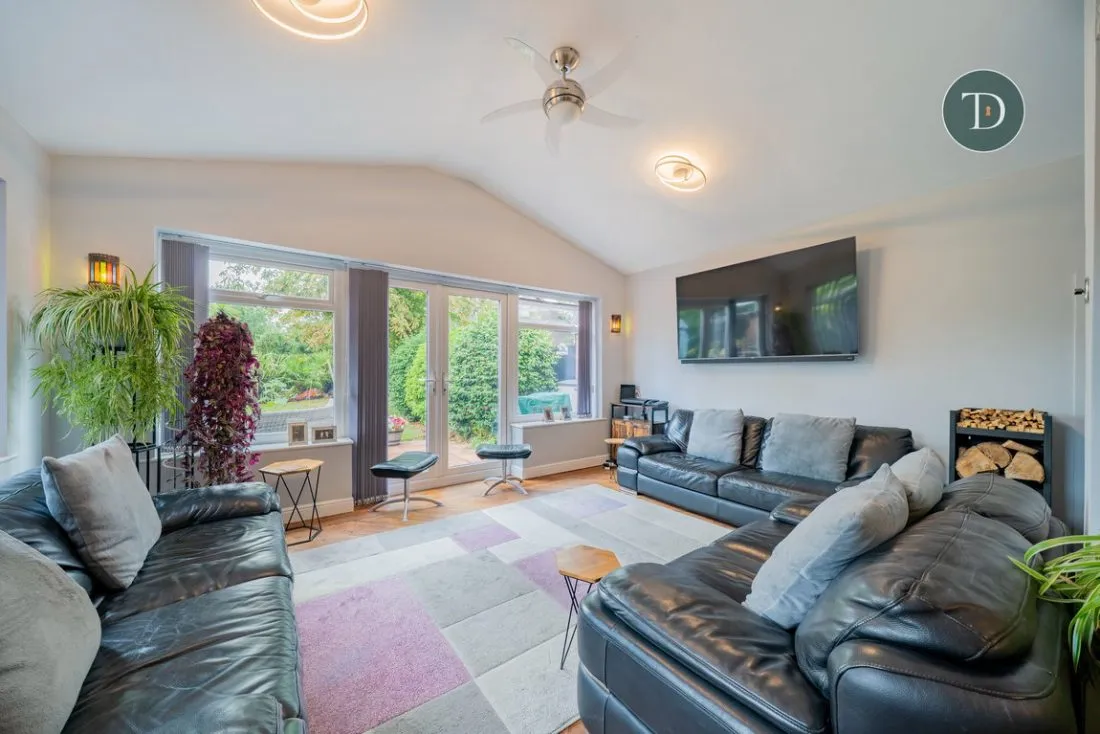 The Paddock, Great Sutton, CH66 2NW, photo 11