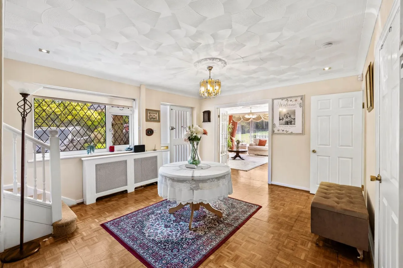 Zaynah Hophurst Hill, Crawley Down, Crawley, Crawley, RH10 4LP, photo 27