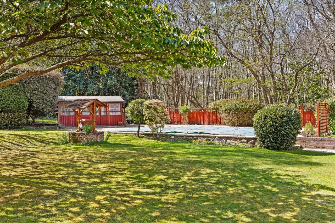 Zaynah Hophurst Hill, Crawley Down, Crawley, Crawley, RH10 4LP, photo 32