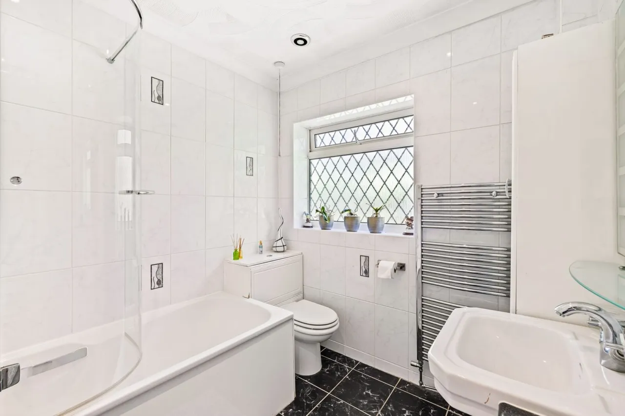 Zaynah Hophurst Hill, Crawley Down, Crawley, Crawley, RH10 4LP, photo 19