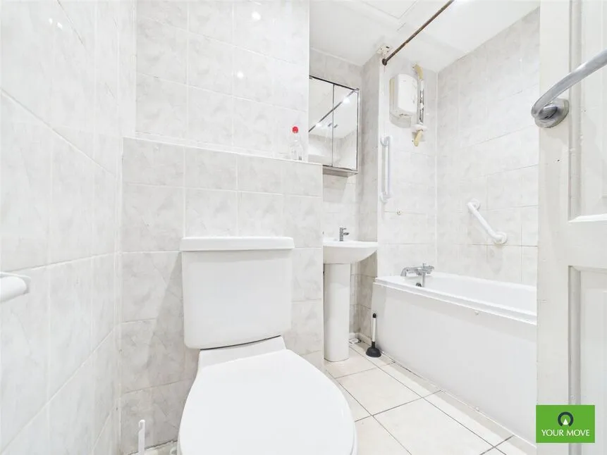 Truro Walk, Romford, RM3, photo 7