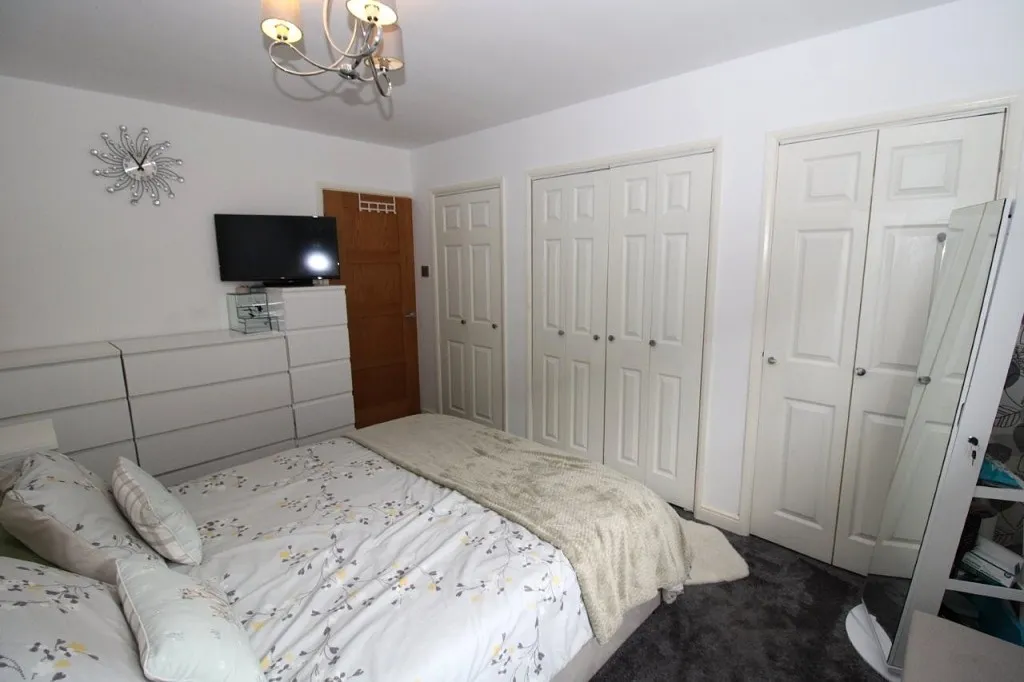 St. Owens Drive, Pogmoor, photo 9