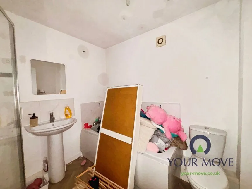 Bretton Close, Brierley, Barnsley, S72, photo 3