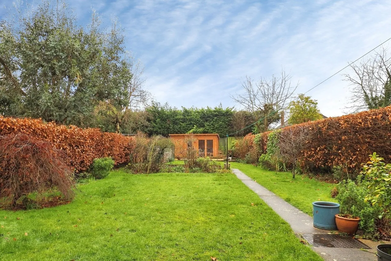 Balmoral Drive, Bramcote Hills, Nottingham, NG9, photo 18