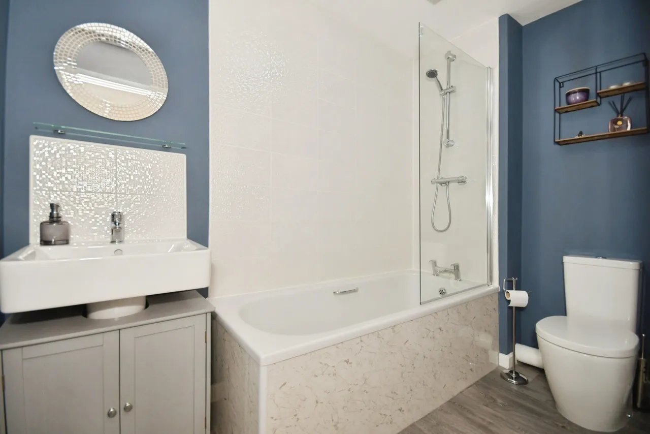Honeysuckle Road, SHEFFIELD, South Yorkshire, S5, photo 19