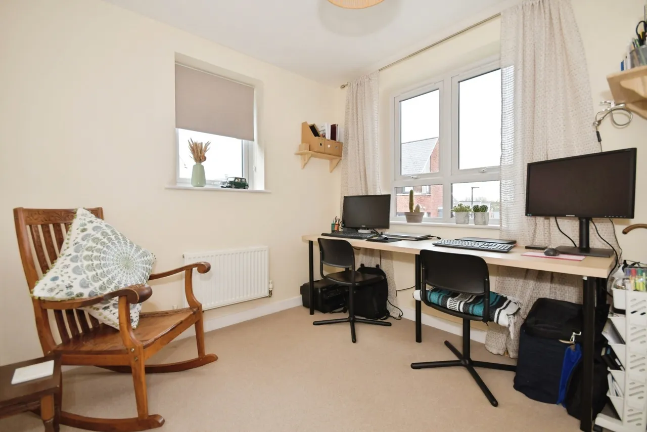 Honeysuckle Road, SHEFFIELD, South Yorkshire, S5, photo 14
