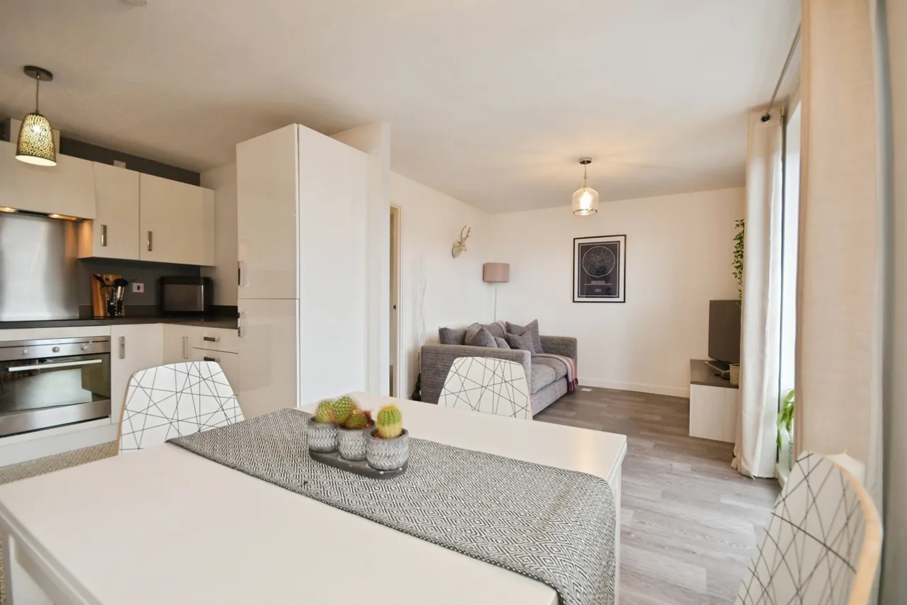 Honeysuckle Road, SHEFFIELD, South Yorkshire, S5, photo 6