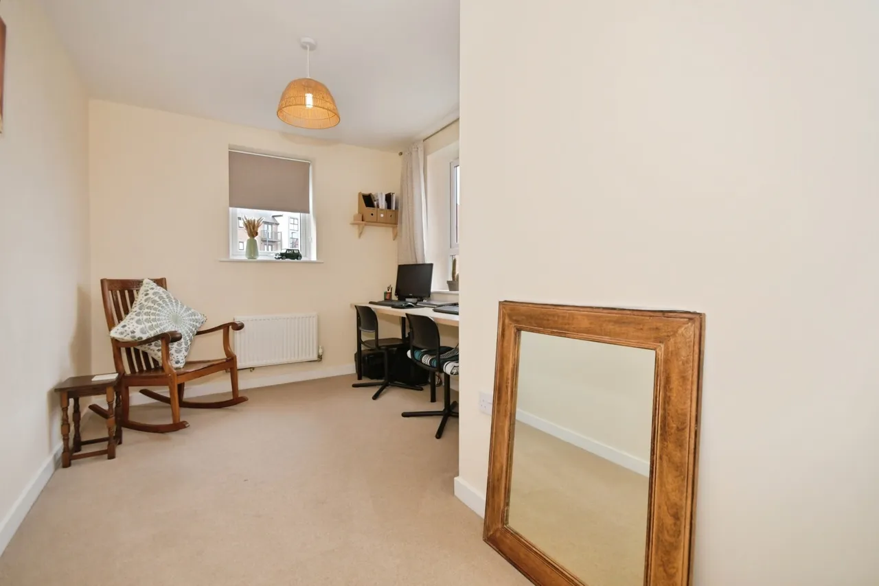 Honeysuckle Road, SHEFFIELD, South Yorkshire, S5, photo 15