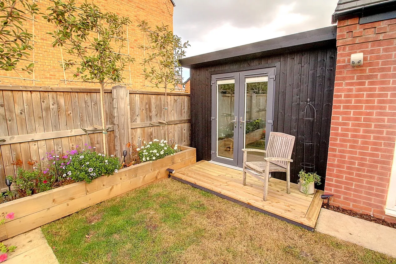 Basset Close, Nuneaton, CV11, photo 22