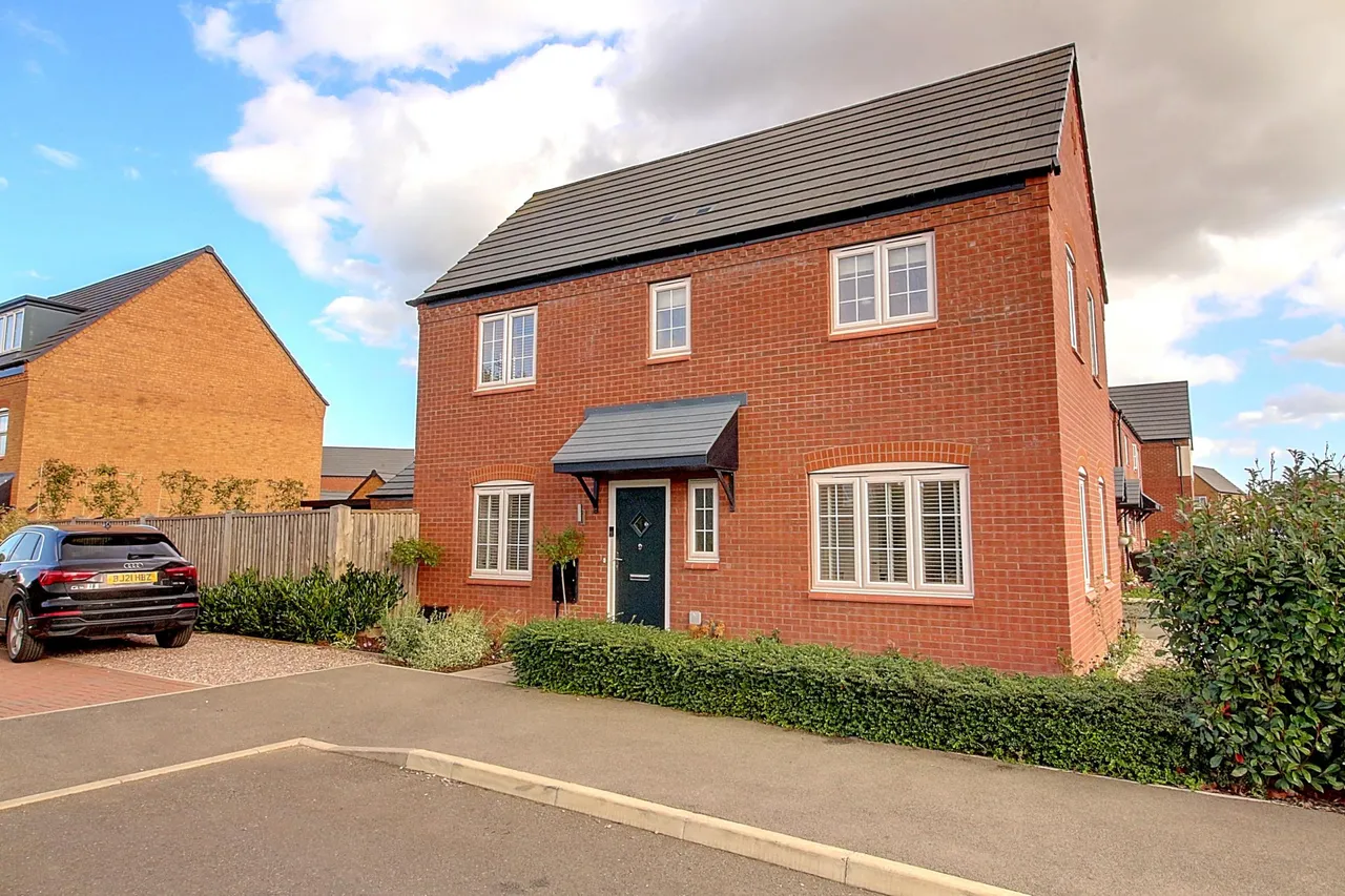 Basset Close, Nuneaton, CV11, photo 27