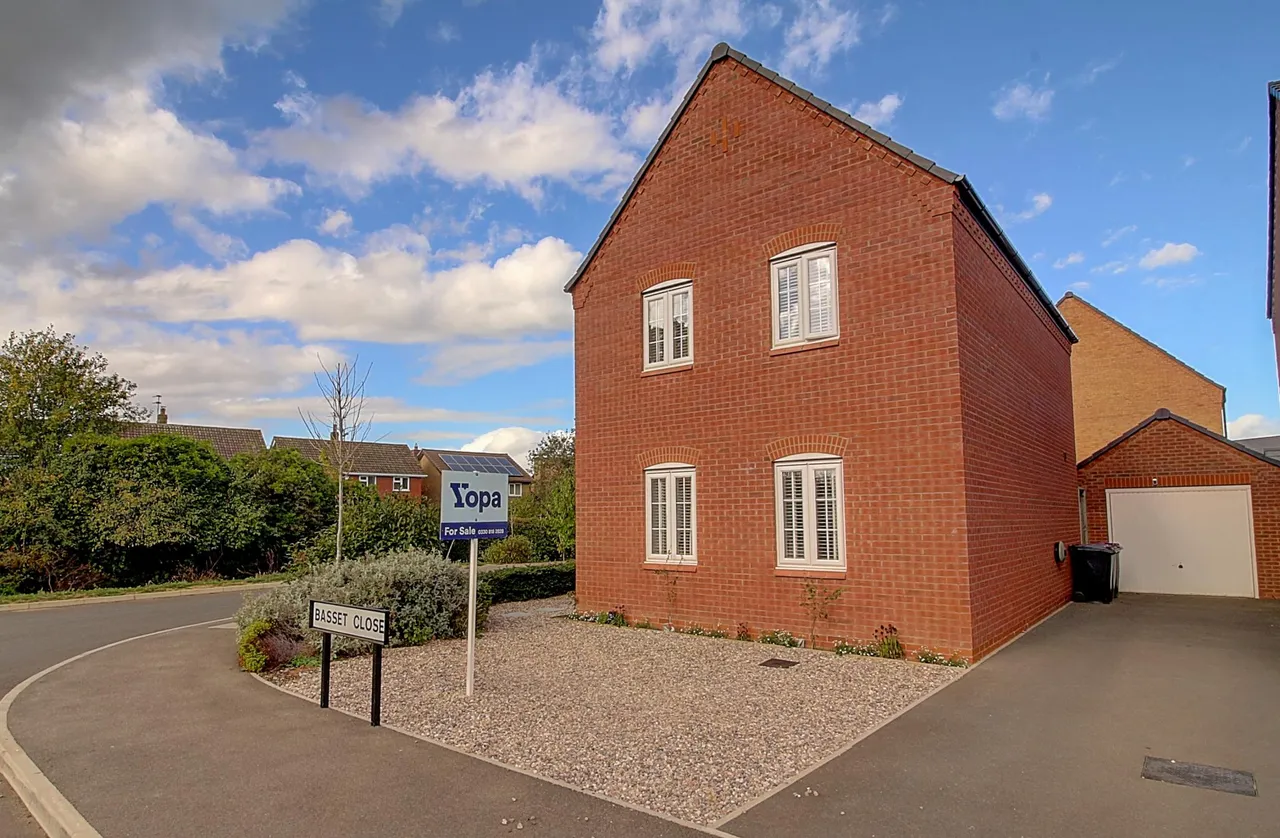 Basset Close, Nuneaton, CV11, photo 26