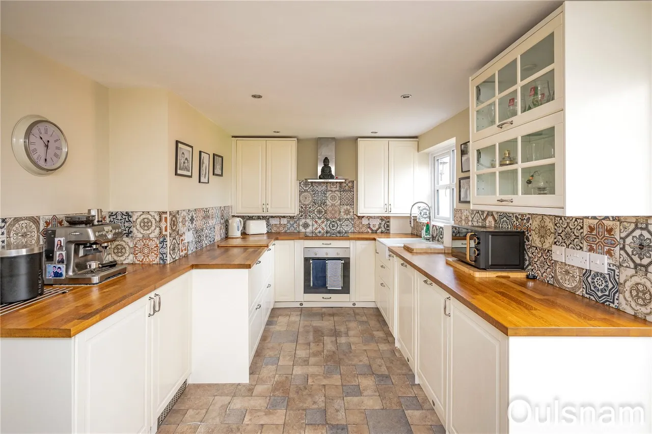 Lincoln Road, Bromsgrove, Worcestershire, B61 8SE, photo 4
