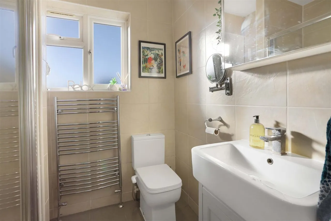 Blenheim Road, Sutton, SM1 2PX, photo 20