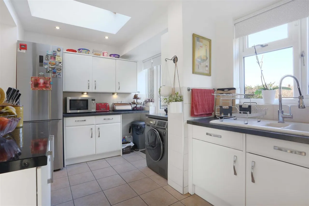Blenheim Road, Sutton, SM1 2PX, photo 8