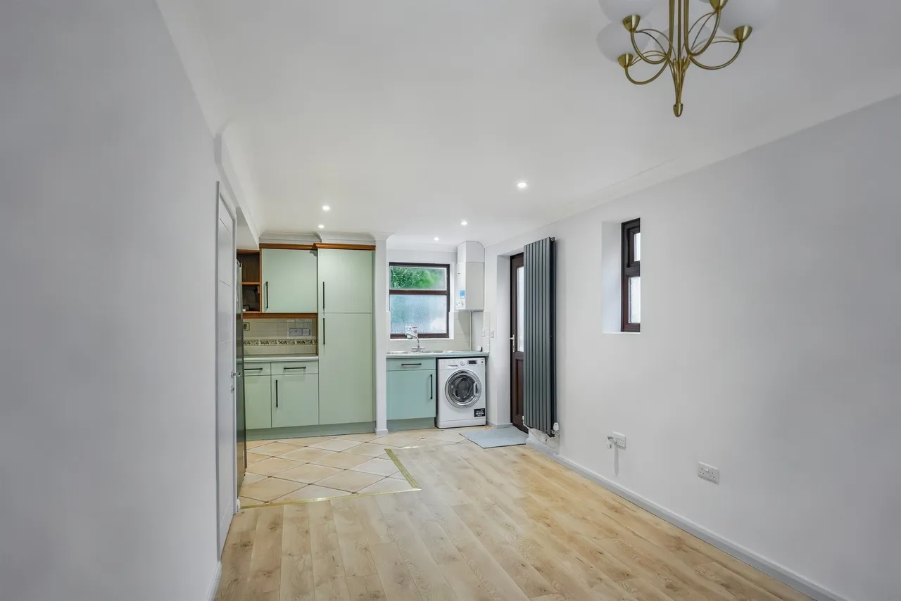 Adur Close, West End, Southampton, photo 4