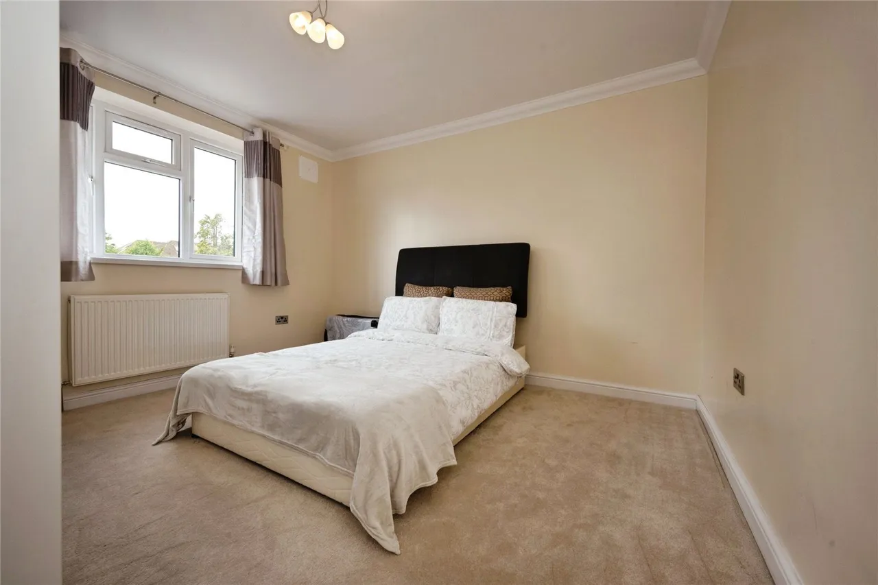 Cannon Lane, Luton, Bedfordshire, LU2, photo 11