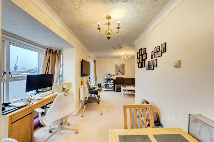 De Quincey Mews, London, E16, photo 15