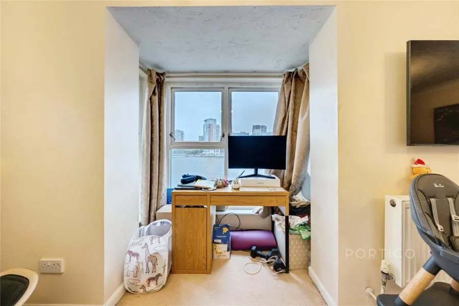 De Quincey Mews, London, E16, photo 14