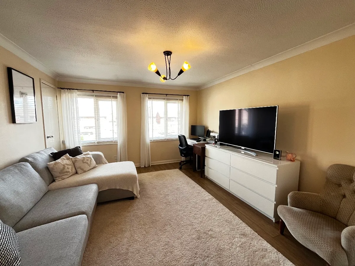 Copperfields Way, Harold Wood, photo 12
