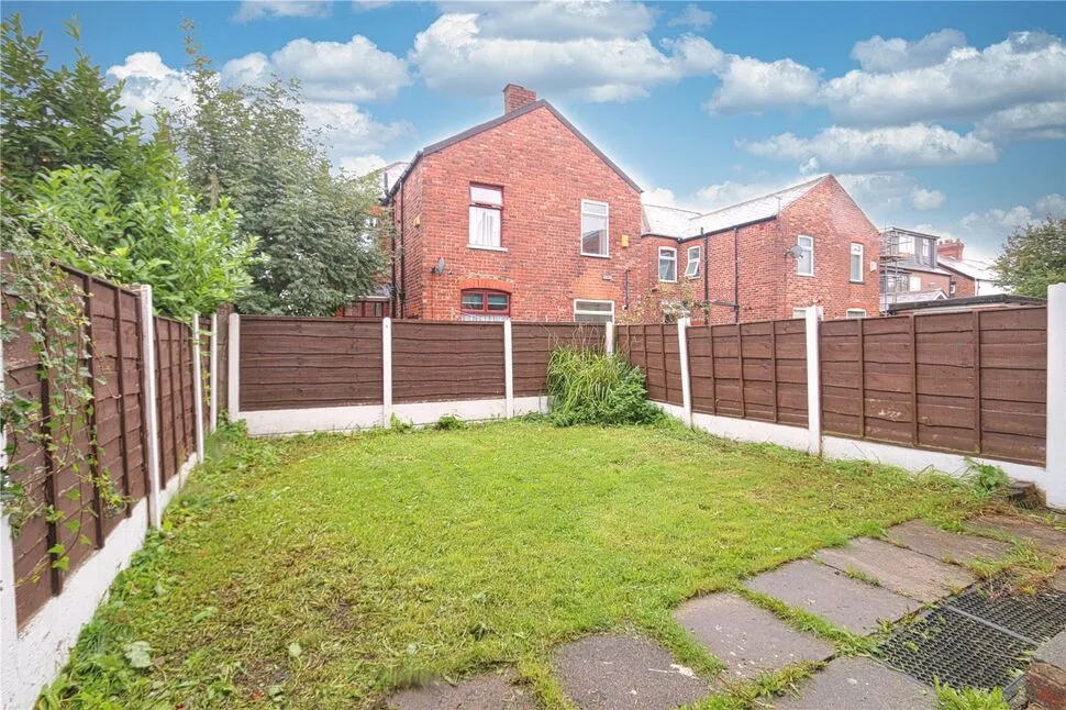 Balmoral Drive, Denton, Greater Manchester, M34, photo 8