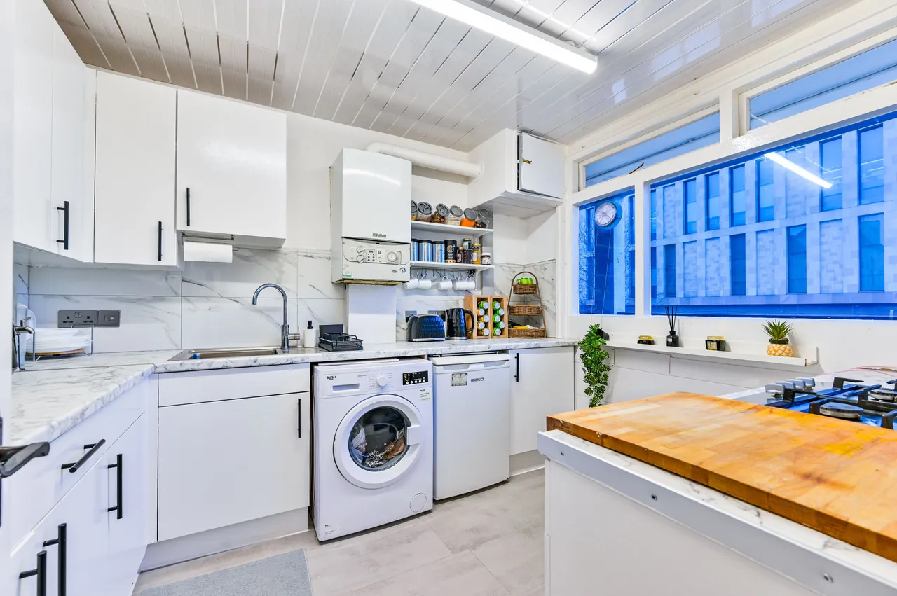 11 Hadstock House, Ossulston Street, London, photo 4