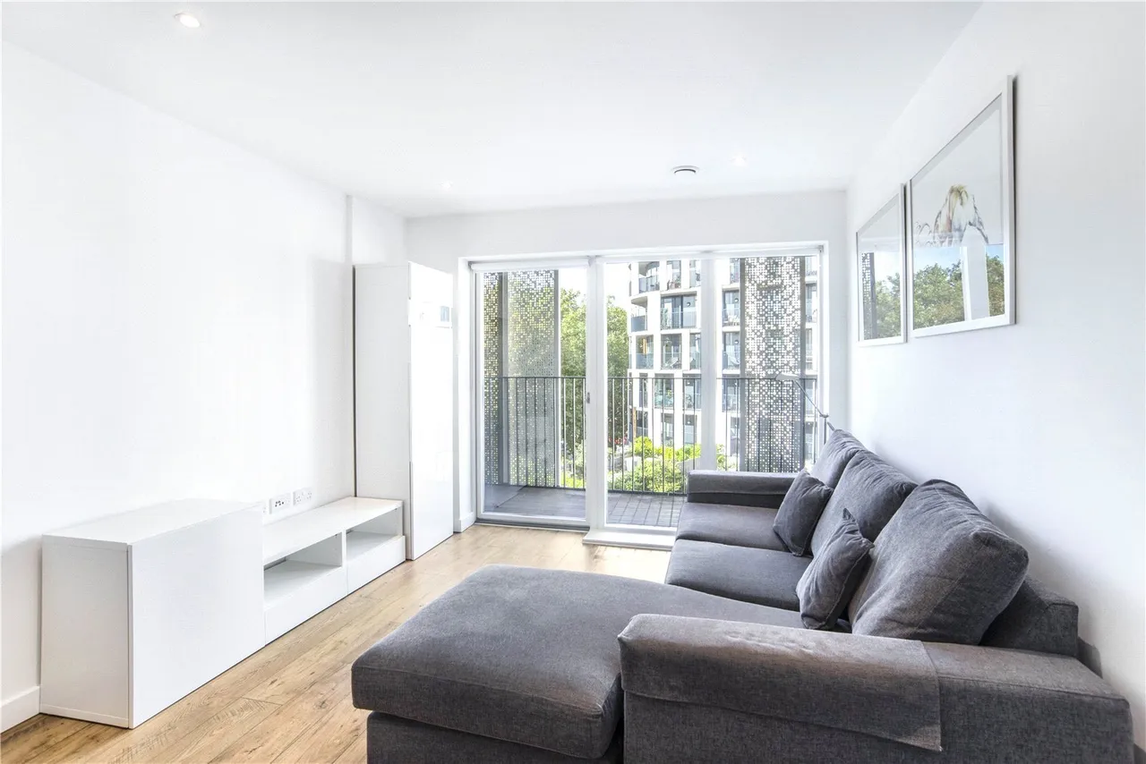 Atkins Square, Hackney, E8, photo 6