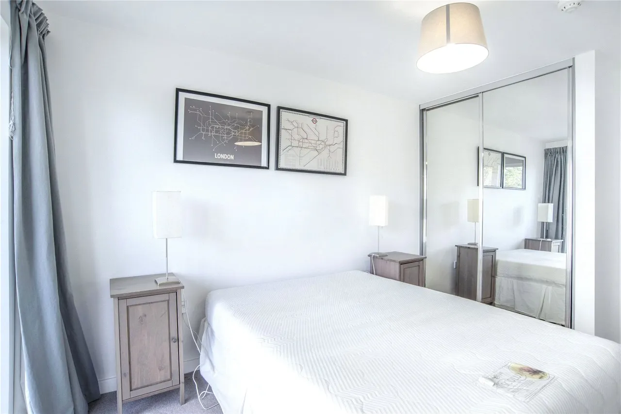 Atkins Square, Hackney, E8, photo 7