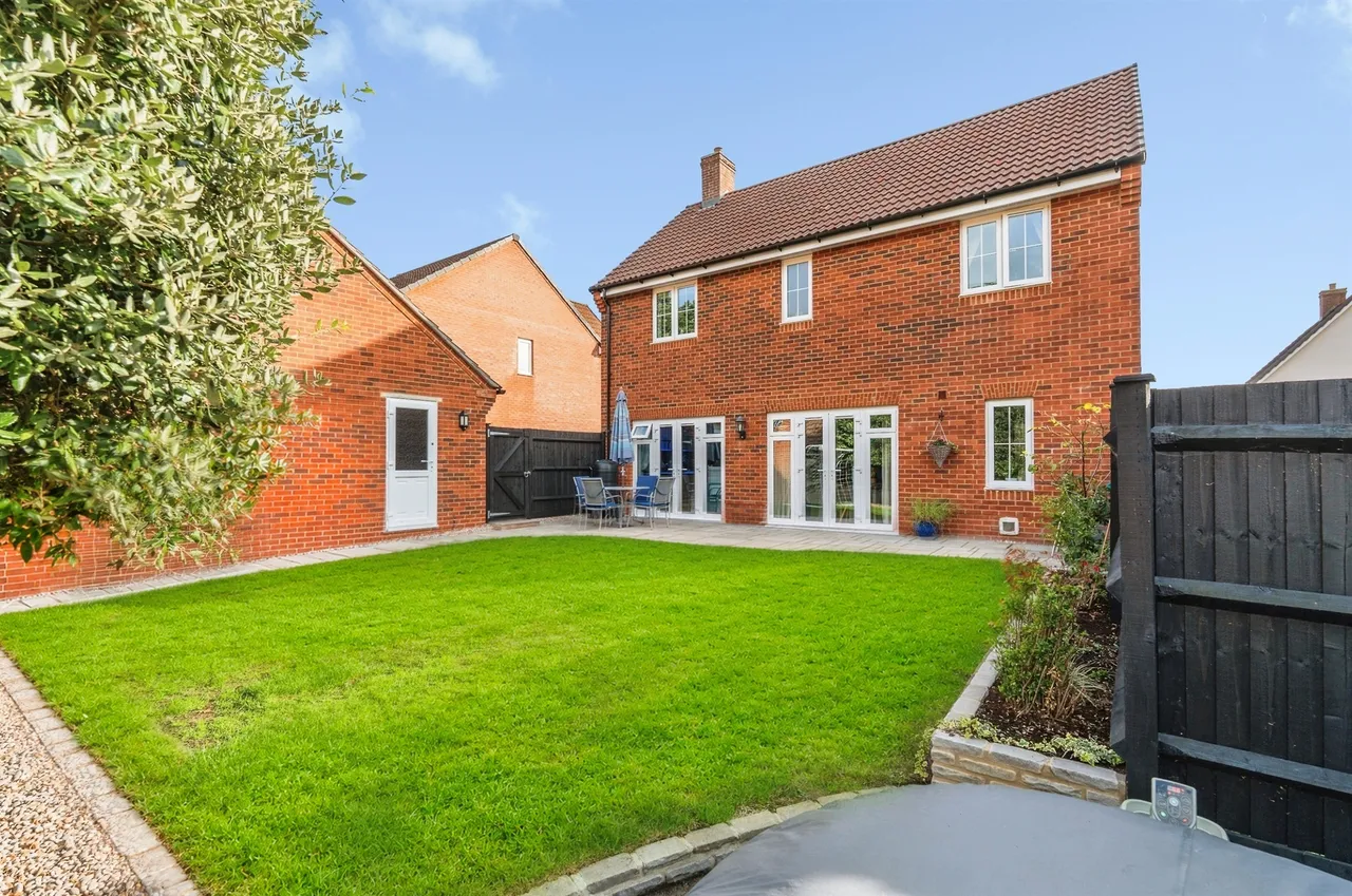 Chiltern Crescent, Fair Oak, SO50, photo 15
