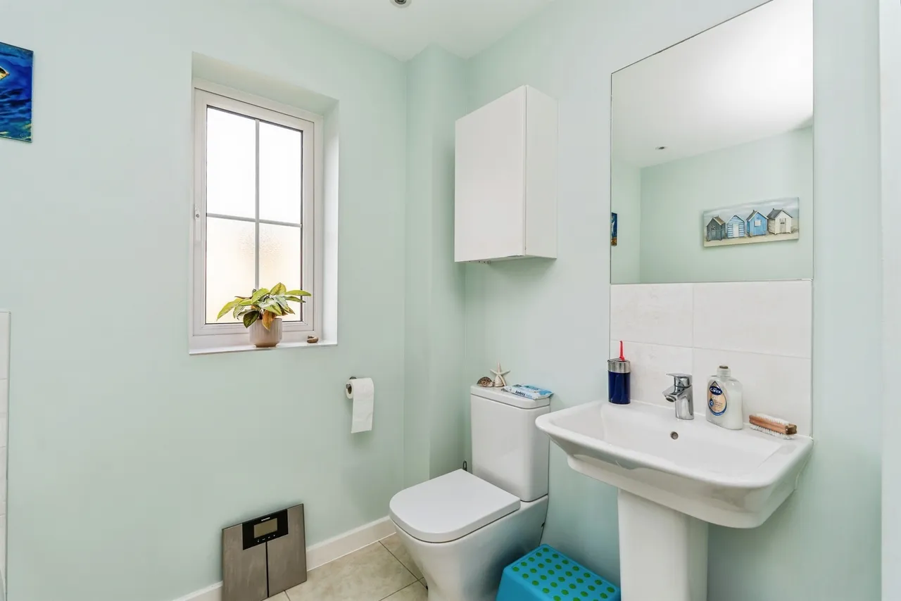 Chiltern Crescent, Fair Oak, SO50, photo 13