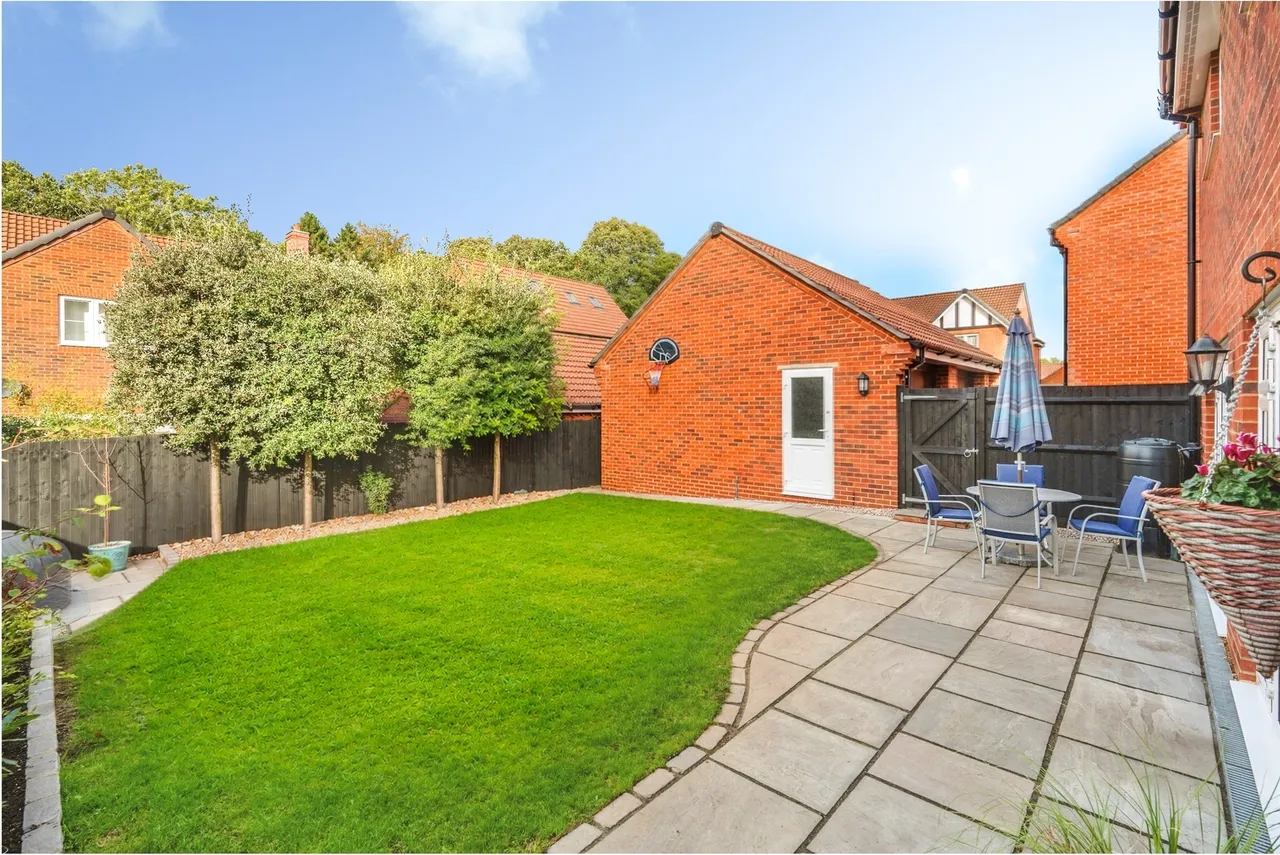 Chiltern Crescent, Fair Oak, SO50, photo 4