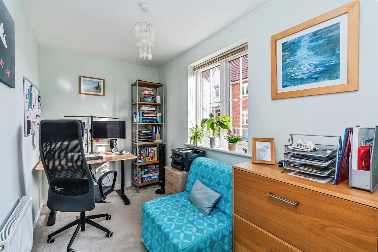 Chiltern Crescent, Fair Oak, SO50, photo 6
