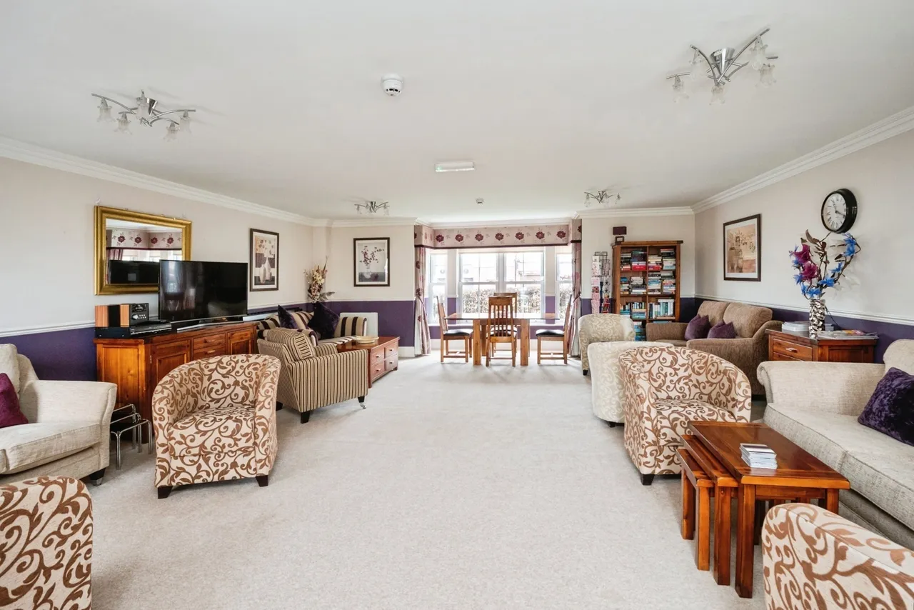 Hornchurch Road, HORNCHURCH, Essex, RM12, photo 12