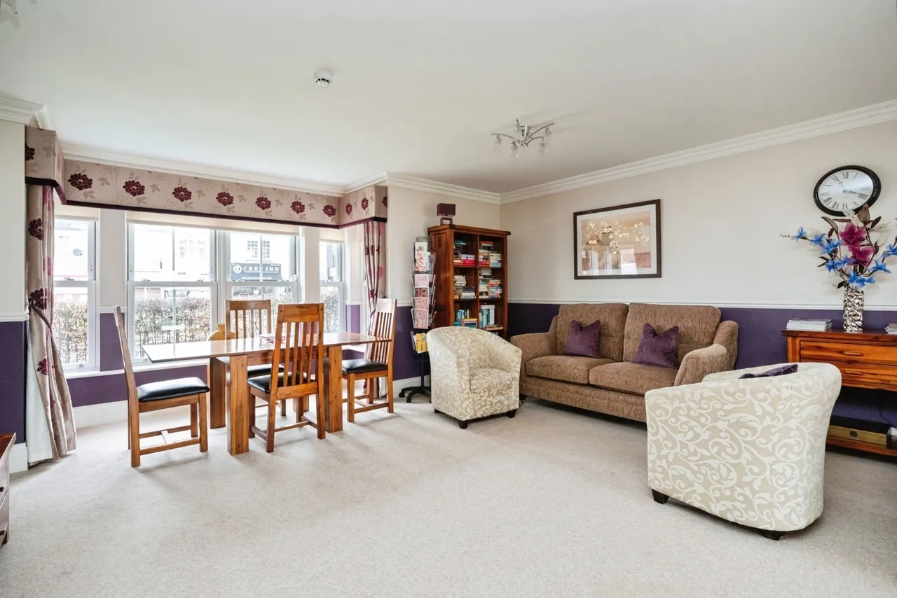 Hornchurch Road, HORNCHURCH, Essex, RM12, photo 25