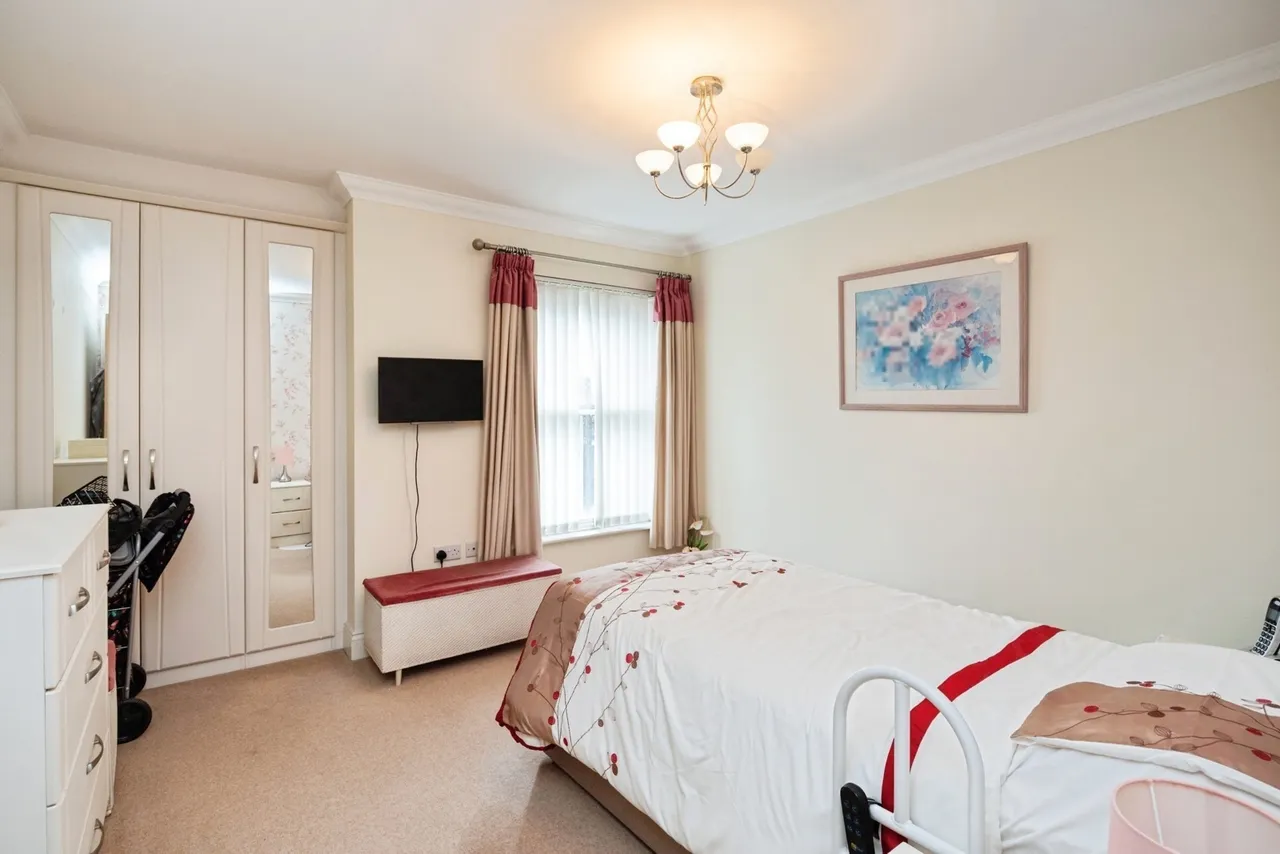 Hornchurch Road, HORNCHURCH, Essex, RM12, photo 4